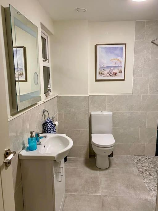 Modern Family Home Castleisland Ngoại thất bức ảnh