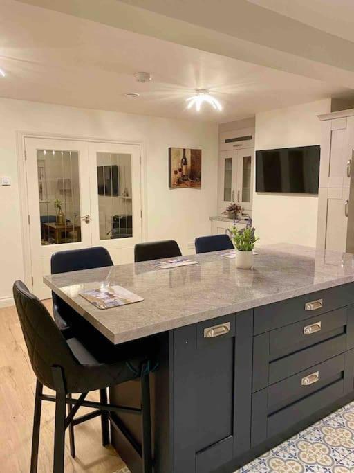 Modern Family Home Castleisland Ngoại thất bức ảnh